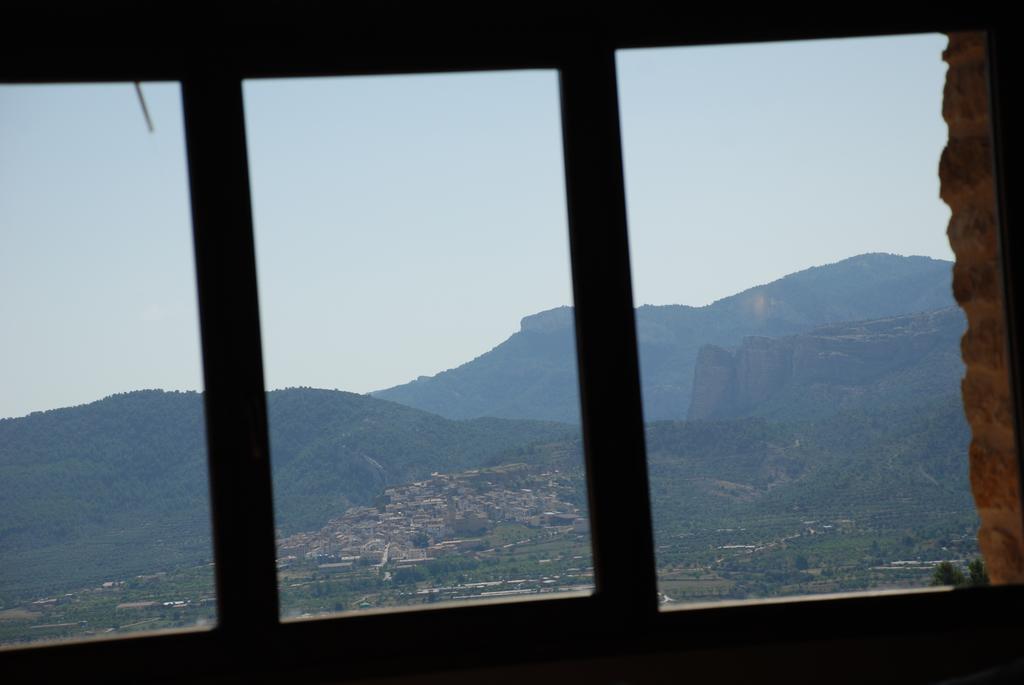 Masia De La Serra De La Cogulla Penarroya De Tastavins Номер фото