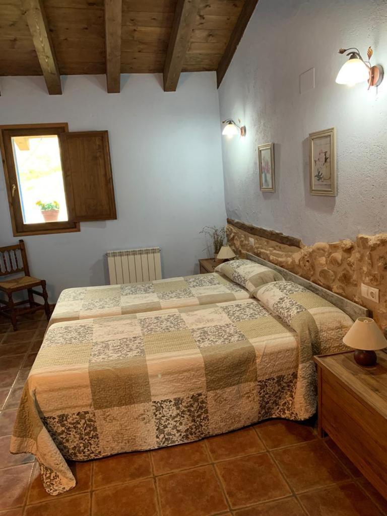Masia De La Serra De La Cogulla Penarroya De Tastavins Номер фото